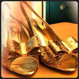 J Renee Gold glitter bow pee toe pumps